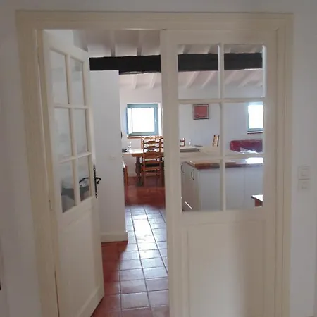 3 Bedroom Modern In Historic Building Overlooking River Herault *