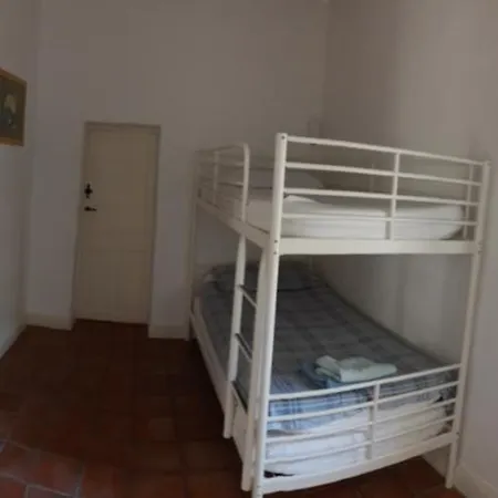 3 Bedroom Modern In Historic Building Overlooking River Herault Lejlighed *