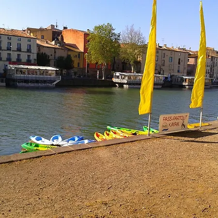 3 Bedroom Modern In Historic Building Overlooking River Herault Lejlighed