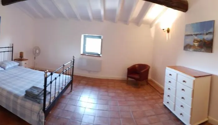 アパート 3 Bedroom Modern In Historic Building Overlooking River Herault *